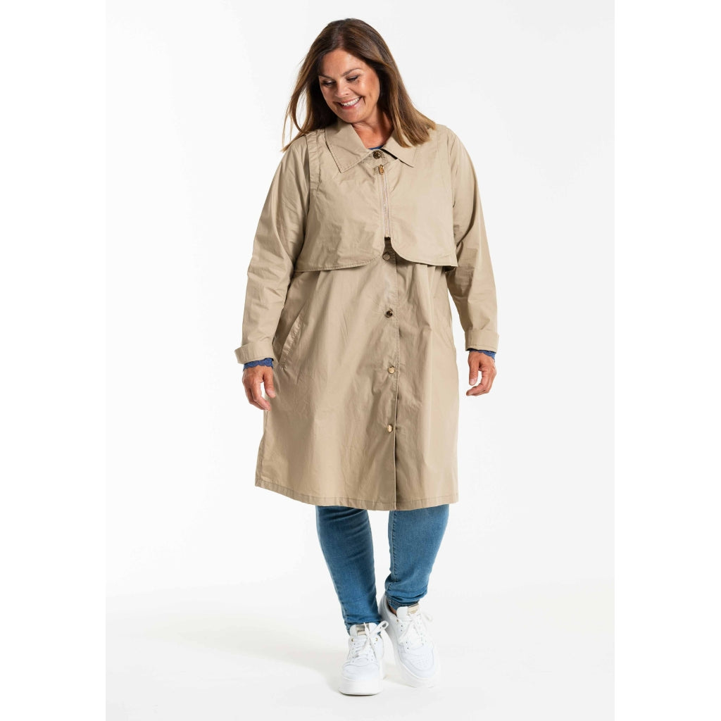 Gozzip Woman GBirdy Trench coat w. waistcoat Coat Sand