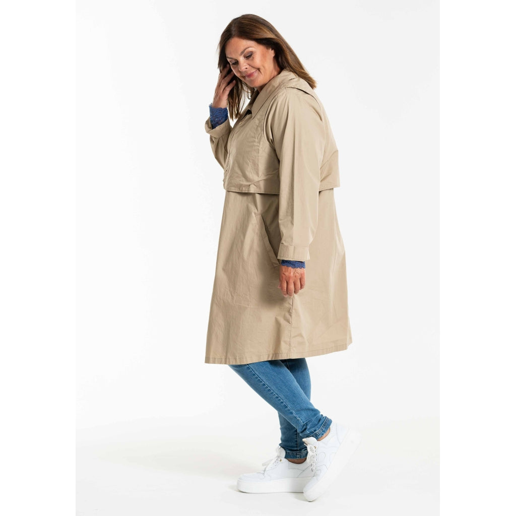 Gozzip Woman GBirdy Trench coat w. waistcoat Coat Sand