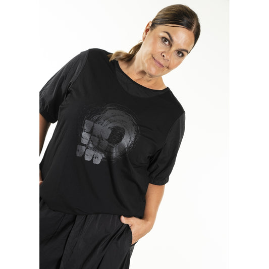 Gozzip Woman Gkimi T-shirt T-Shirt Black