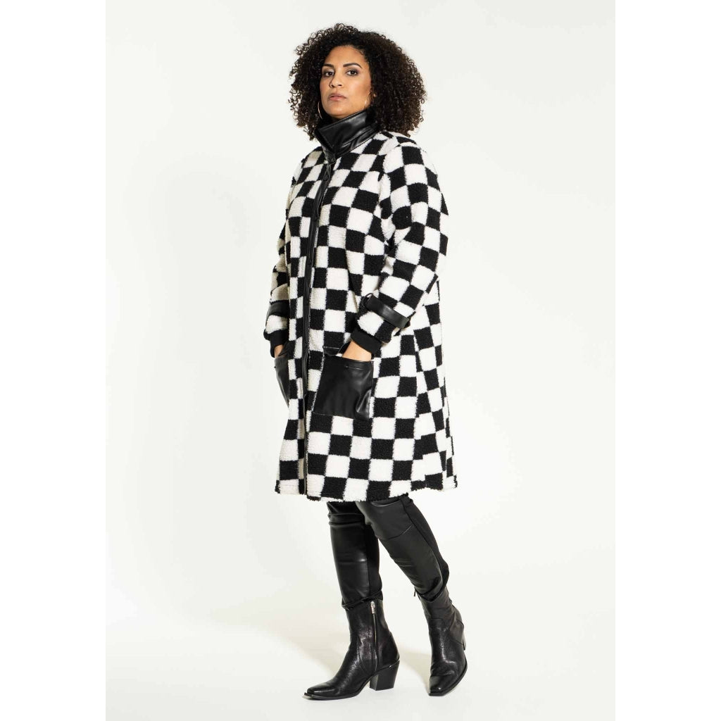 Studio Karlina Coat Coat Black/White Check