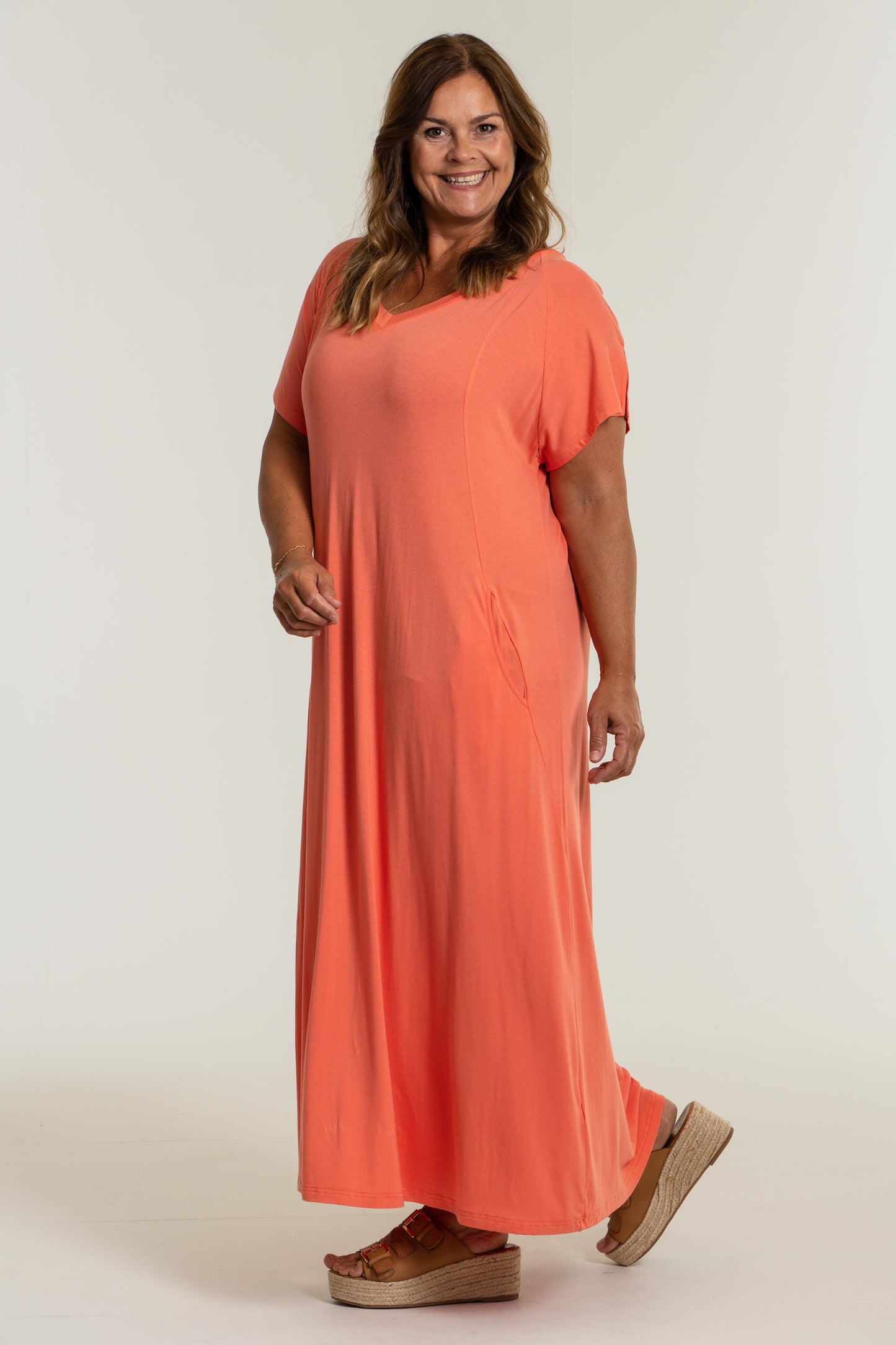 Gozzip Woman Margit Long Dress - FLERE FARVER Dress Coral