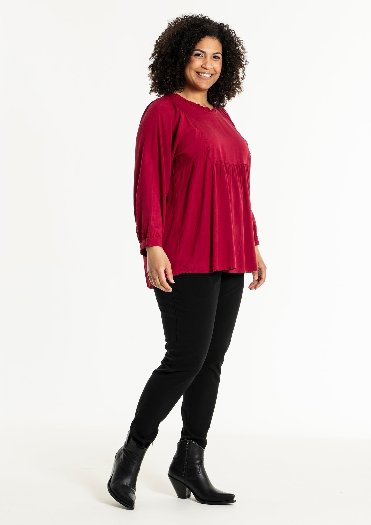 Studio SArla Shirt with smock on the back Shirt Raspberry