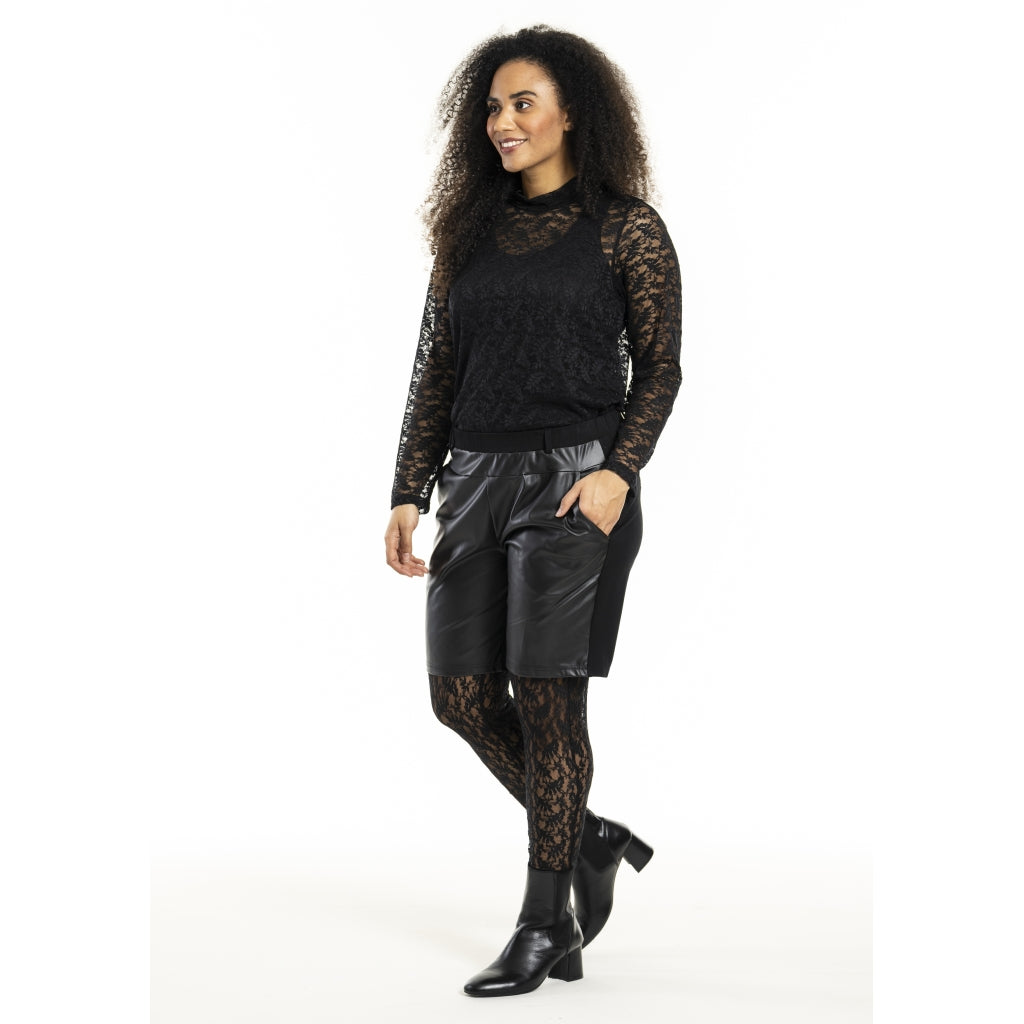 Studio SHeide Fake leather shorts Shorts Black